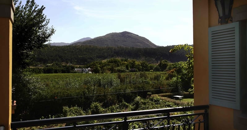 FRANSCHHOEK HOTEL - GARDEN COTTAGE VIEW